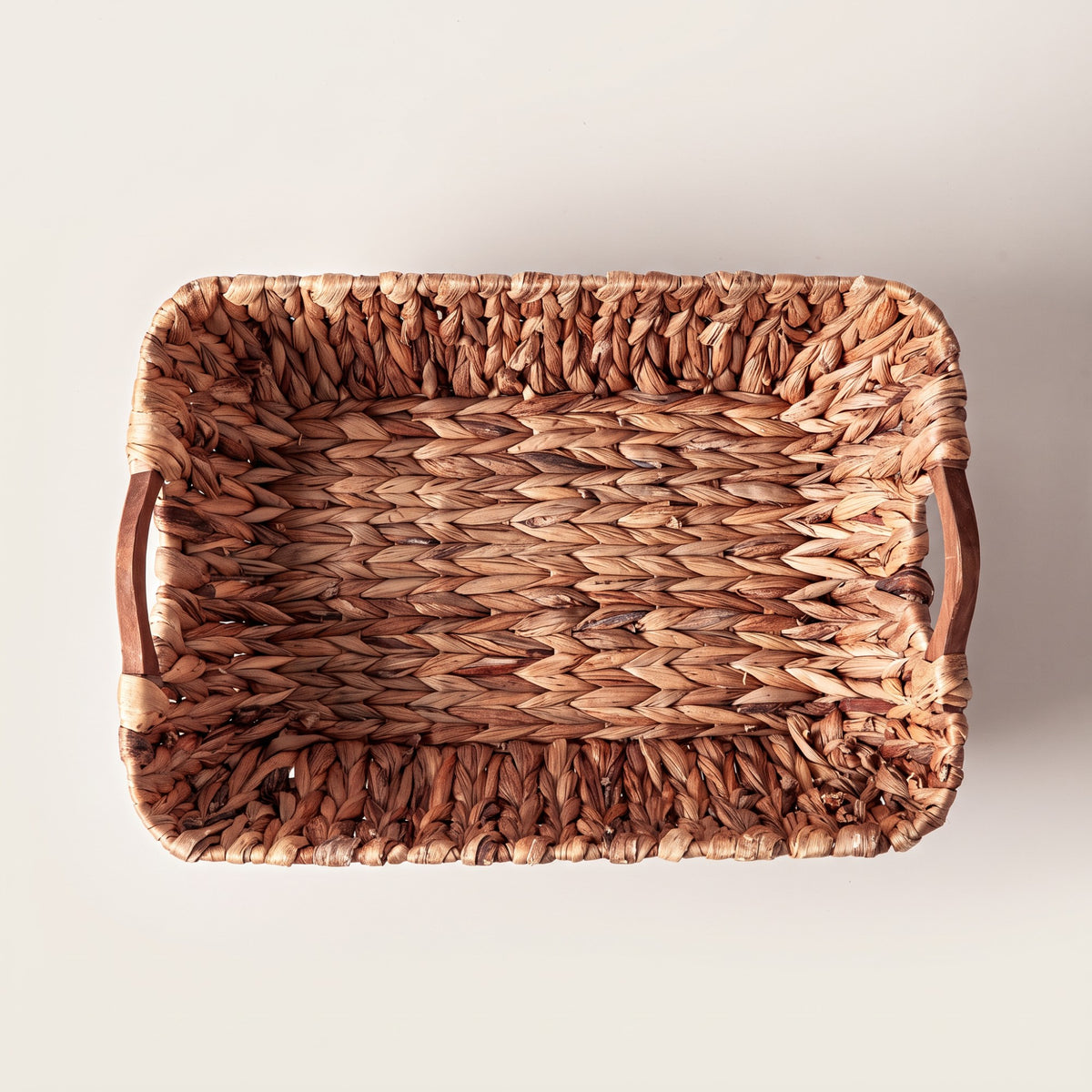 Panier rectangulaire en jacinthe d’eau, grand