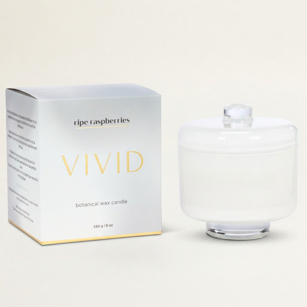Bougie parfumée Vivid dans un pot en verre sur pied avec couvercle