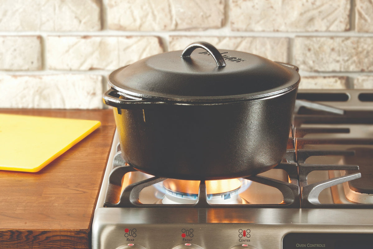 Lodge 5 Quart Dutch Oven