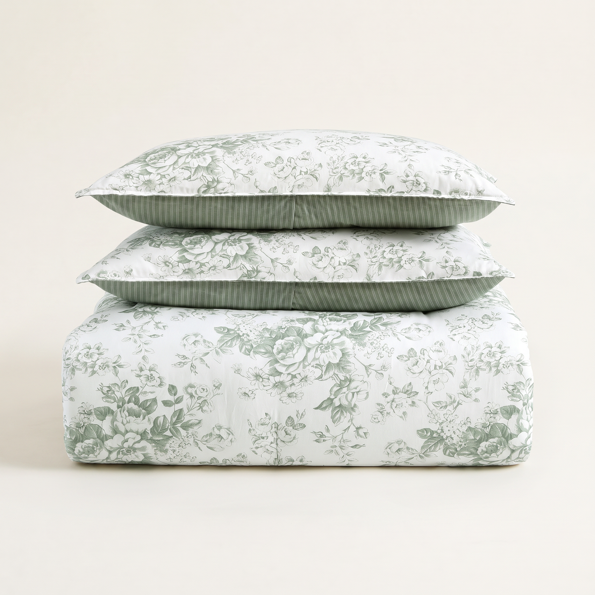 Toile Delight Comforter Set