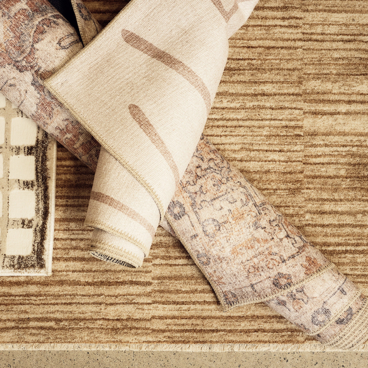 RUGS