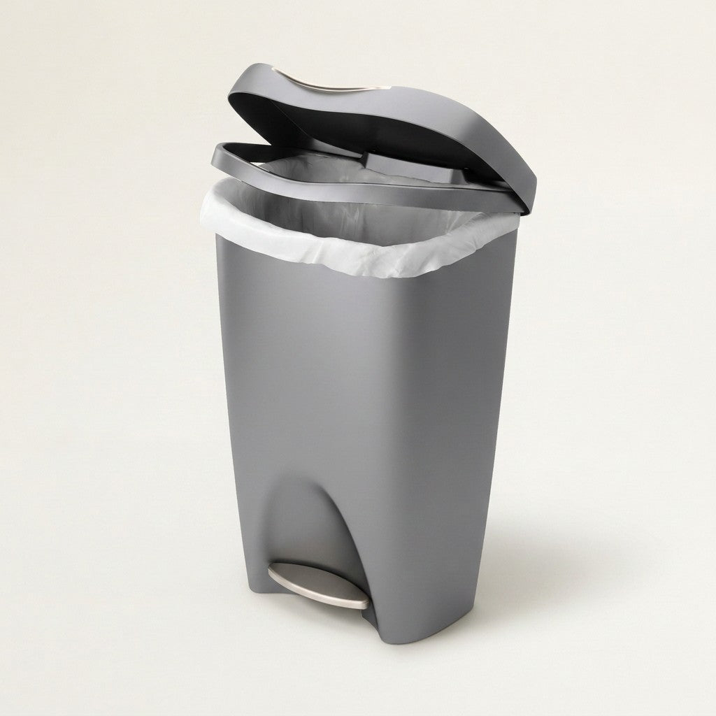Brim Step Trash Can, 13 Gal