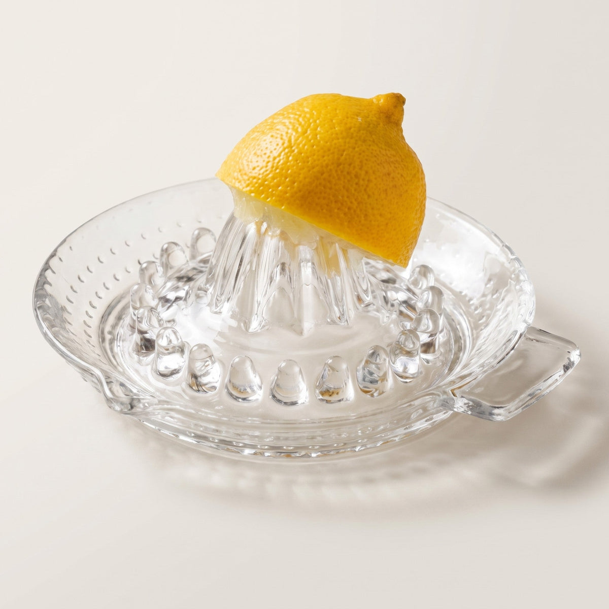 Citrus Reamer With Handle Spout 5 5 L - Clear