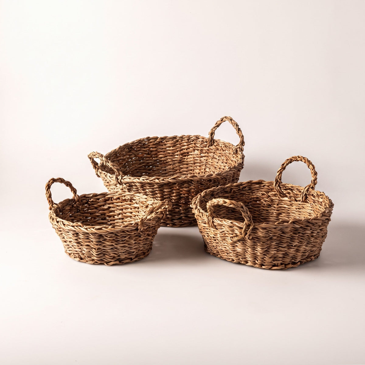 Low Round Seagrass Trays with Handles, Set of 3