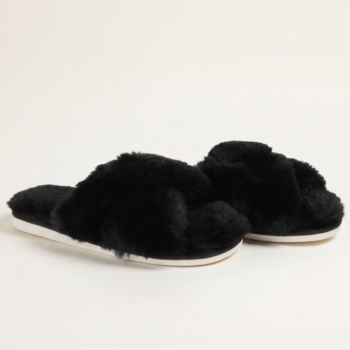 Tahoe Criss Cross Fur Slippers