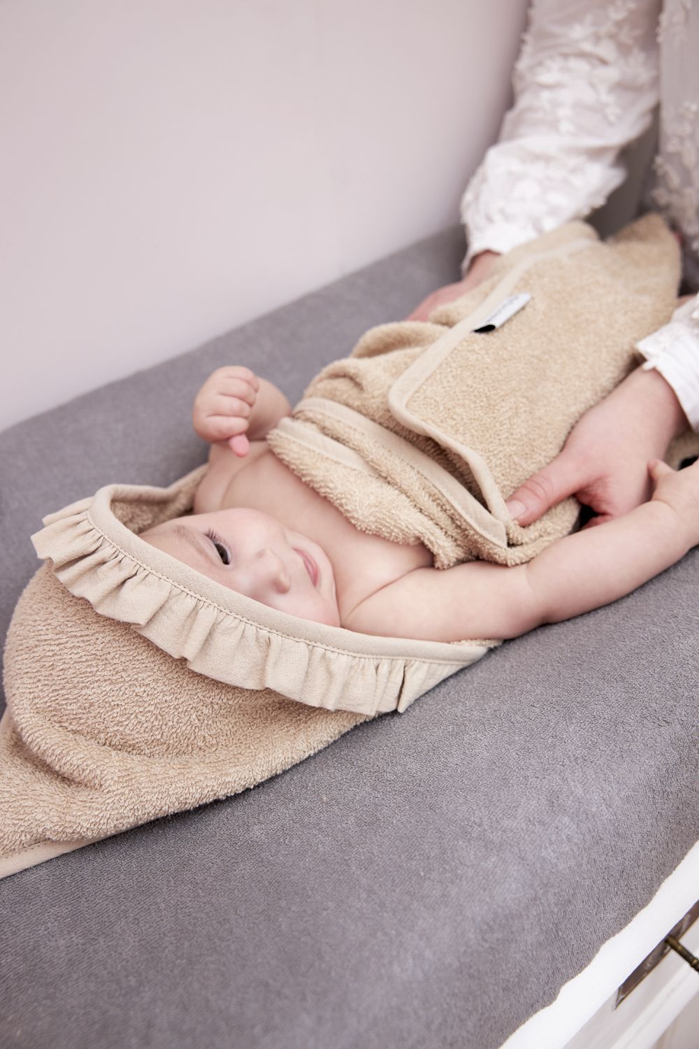 Ruffle Terry Bath Cape