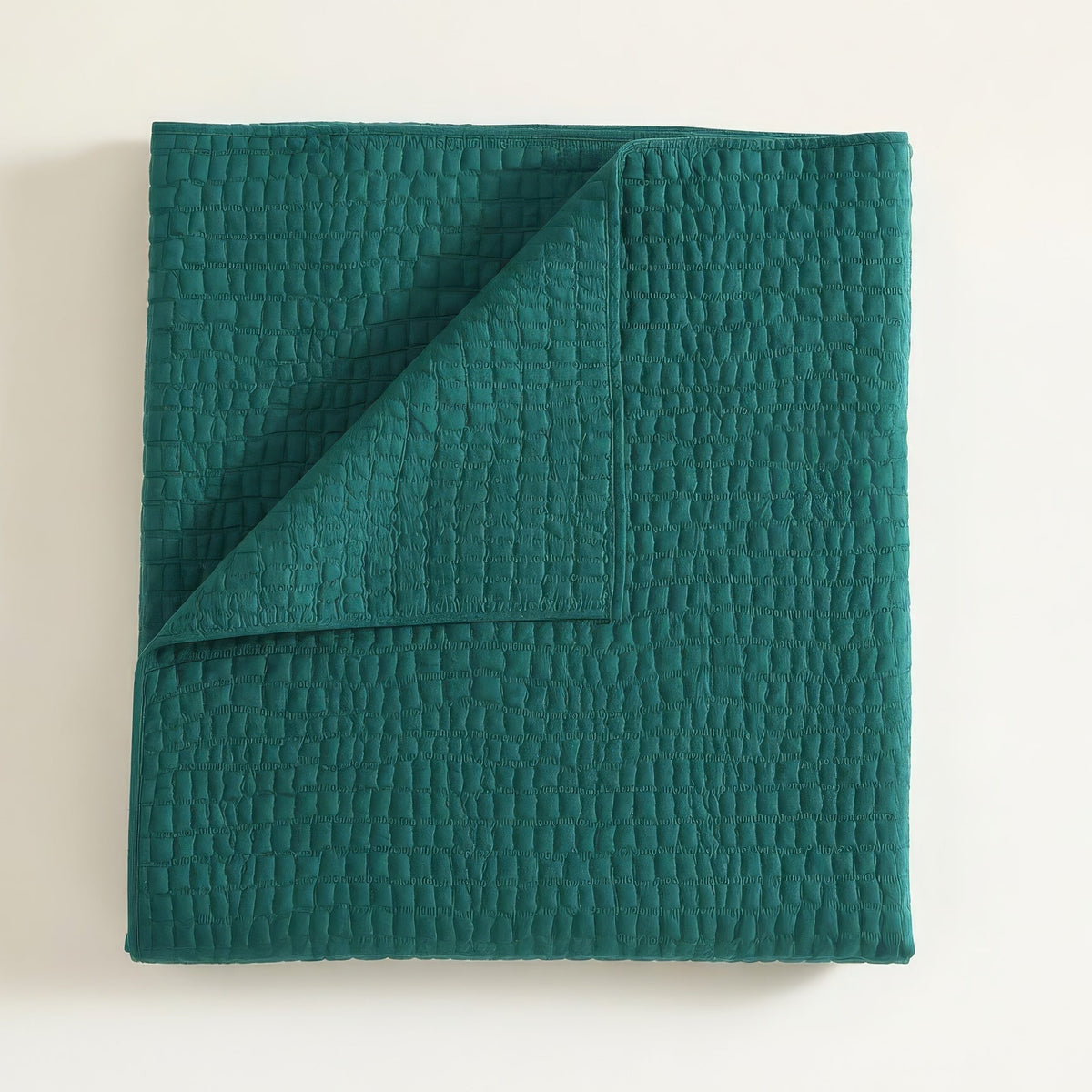 Lacoste Croc Scale Cotton Quilt Set