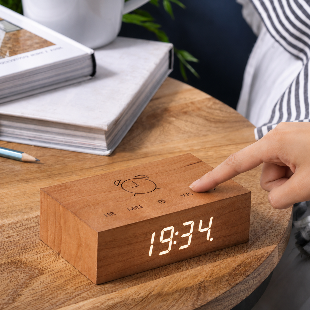 Flip Click Clock with White LED