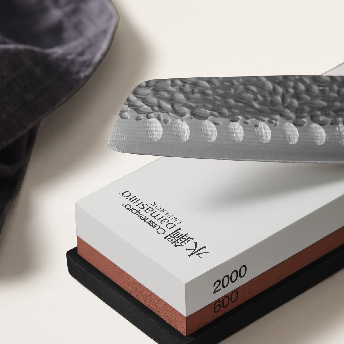 Cuisine::pro® Damashiro EMPEROR® Double Sided Grit Whetstone 600/2000