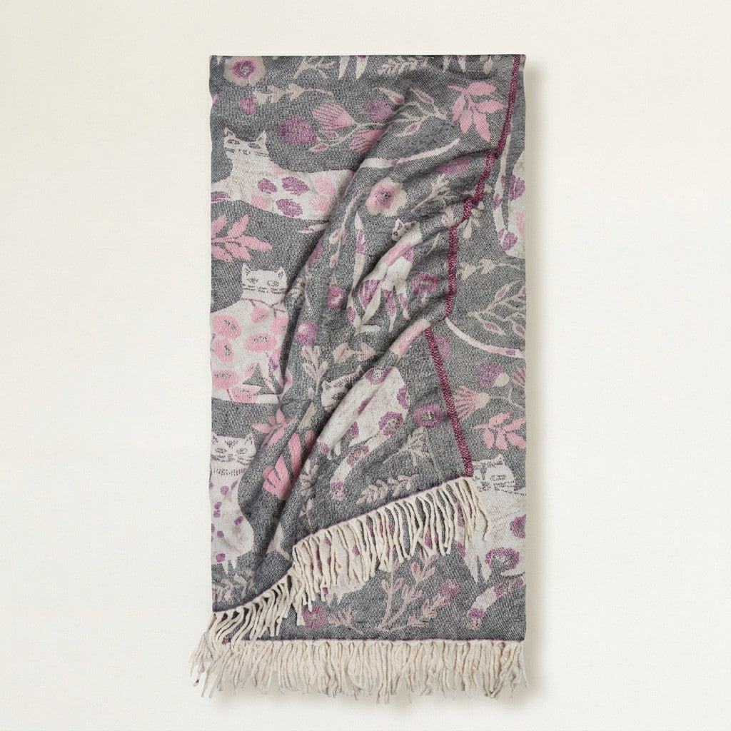 Catbloom Throw