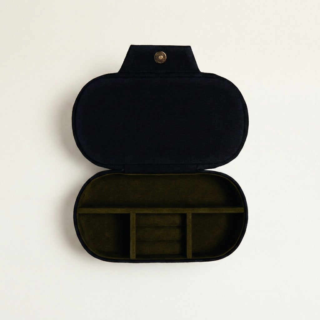 Amulet Embroidered Jewelry Box