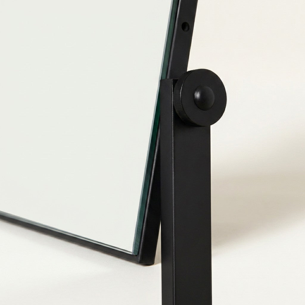 Samira Mirror