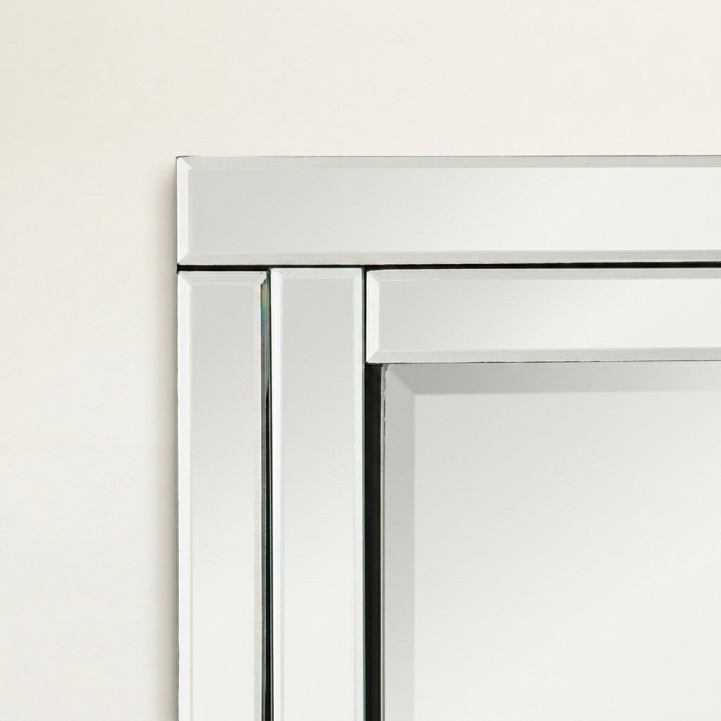 Ava Mirror
