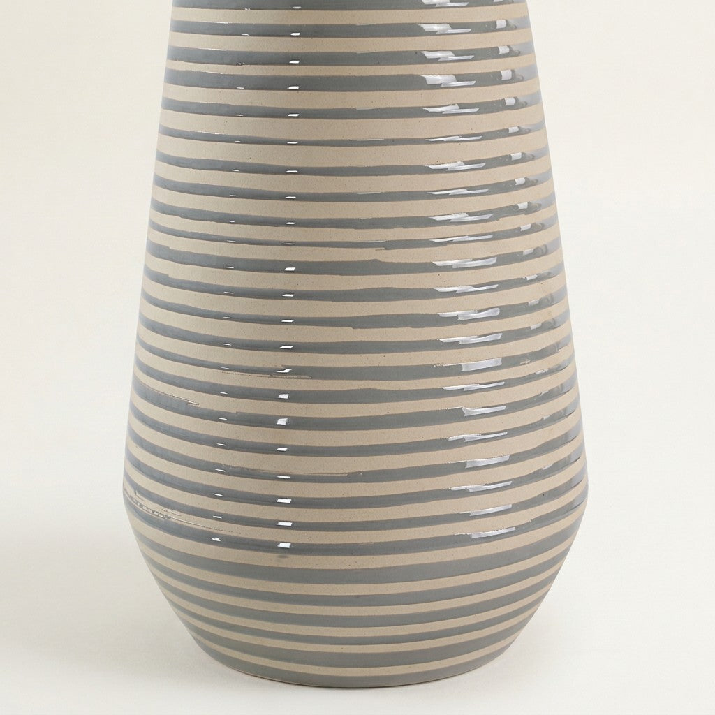 Pera Table Lamp