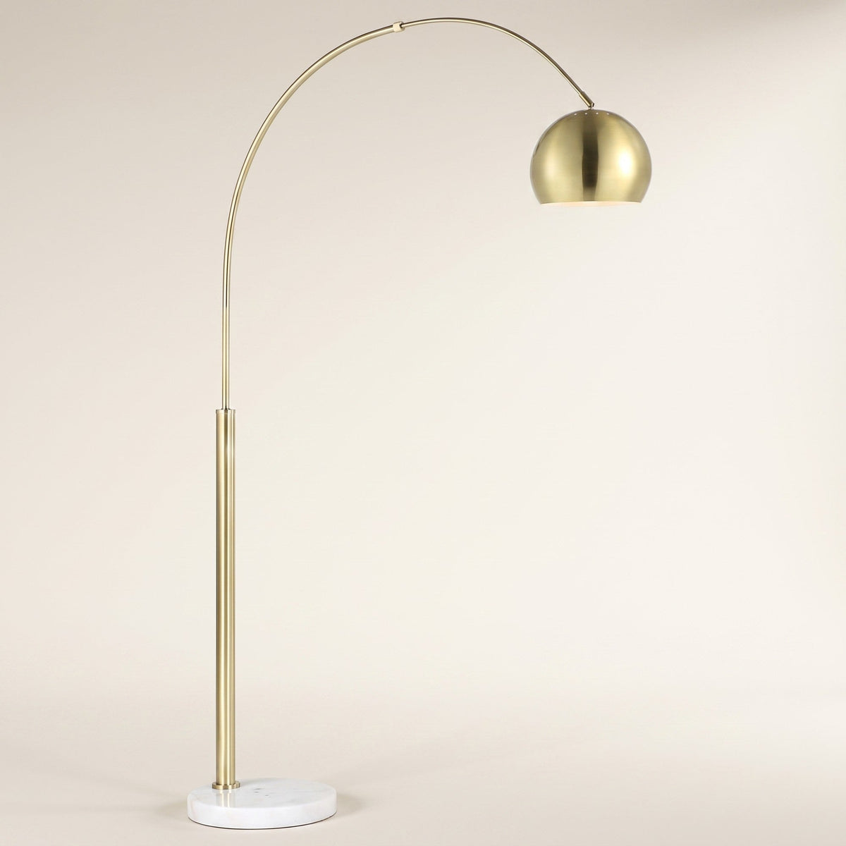 Daleela Floor Lamp - Gold