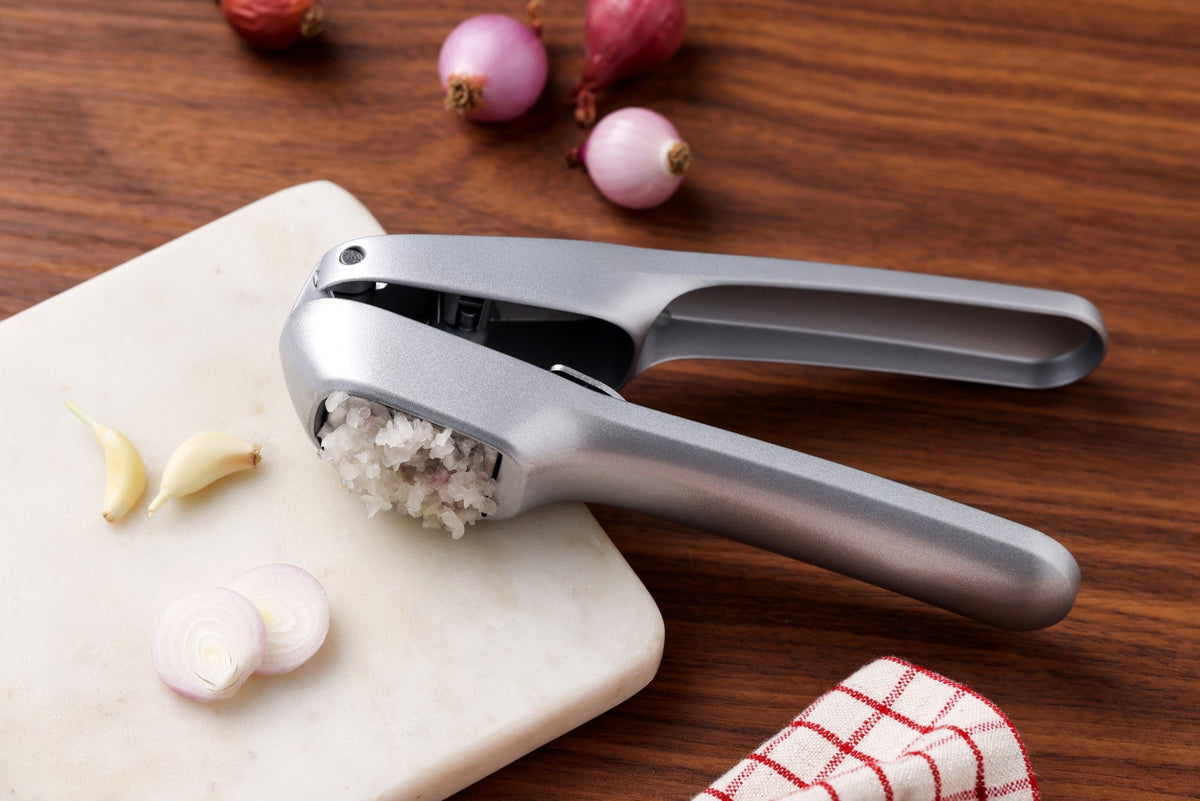 Susi 4 Garlic Press