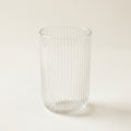 Gobelet en verre cannelé