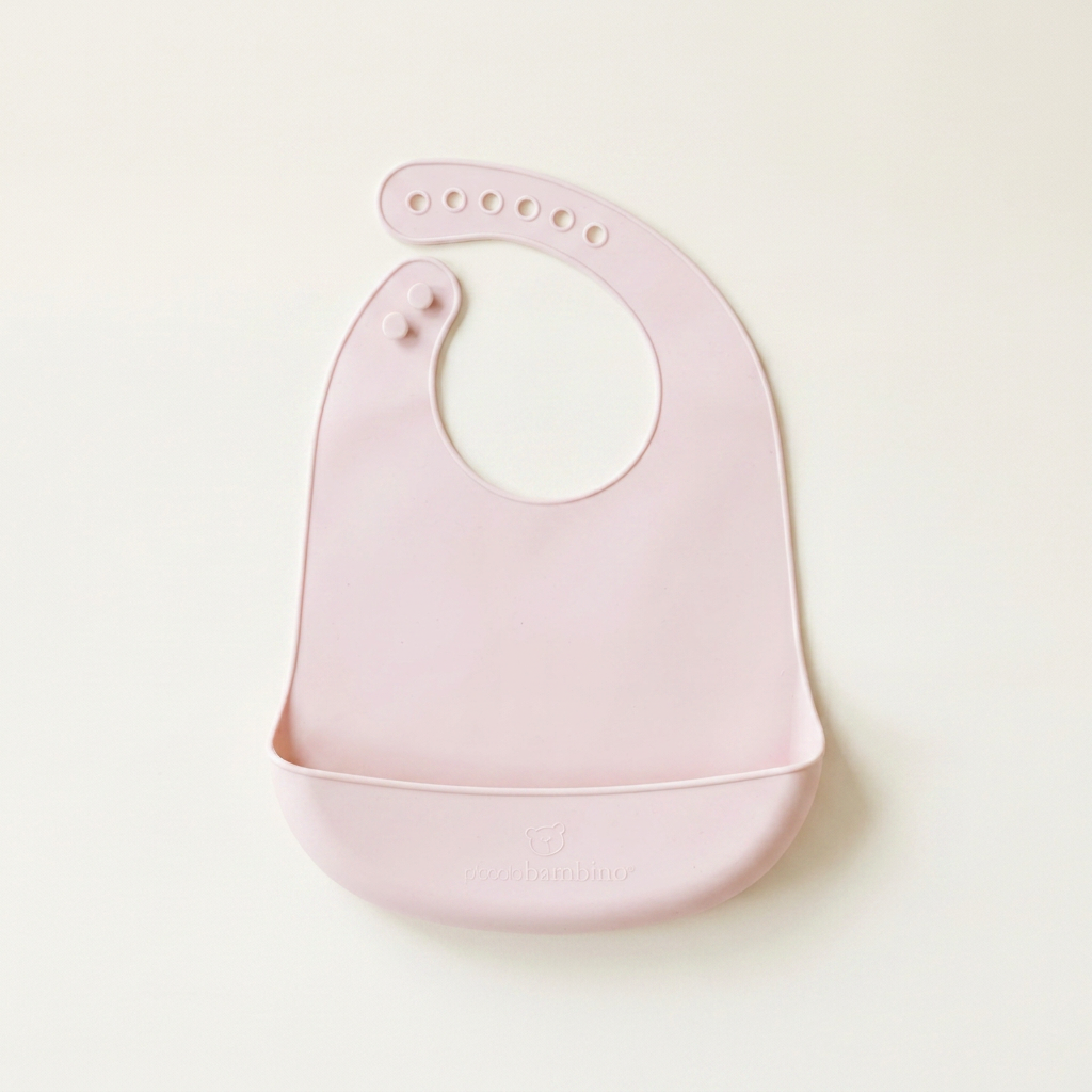 2 silicone bibs