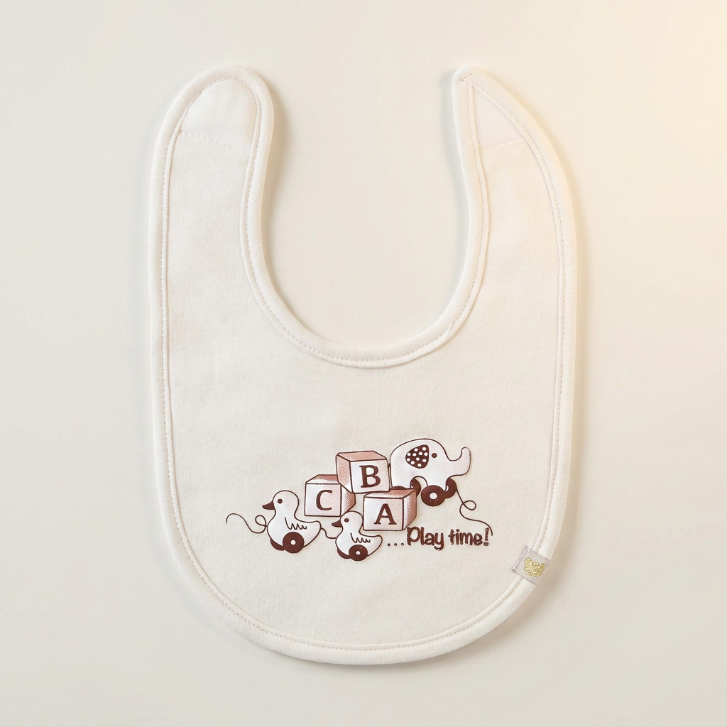 4 Pack bibs & Silicone Spoon