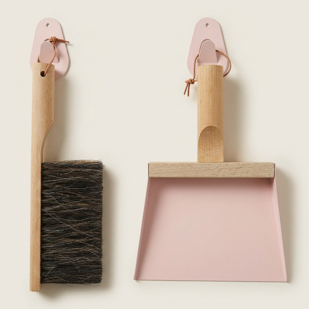 Andree Jardin "Mr & Mrs Clynk" Hand Brush, Dustpan and Wall Hooks, Light Pink