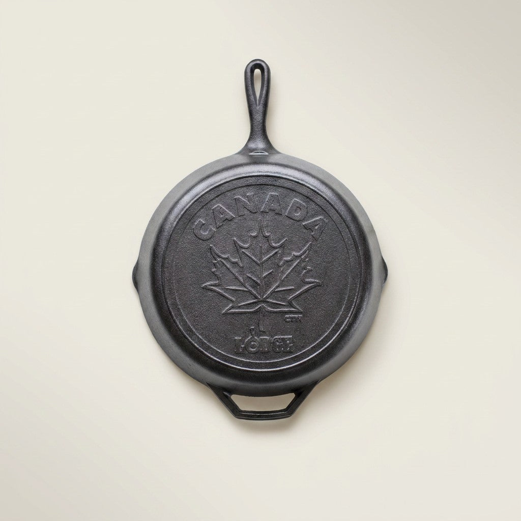 Lodge Canadiana Maple Leaf Skillet