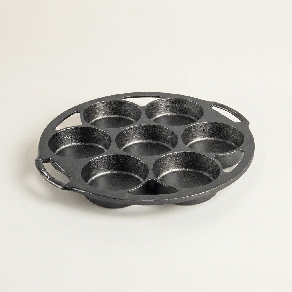 Lodge Bakeware Mini Cake Pan