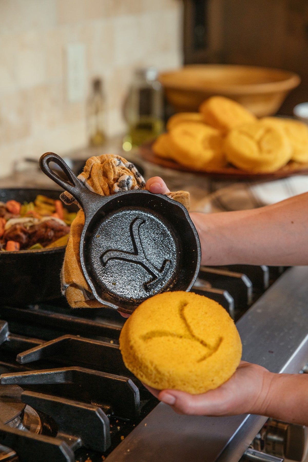 Lodge Yellowstone™ Cast Iron “Power Y” Mini Skillet