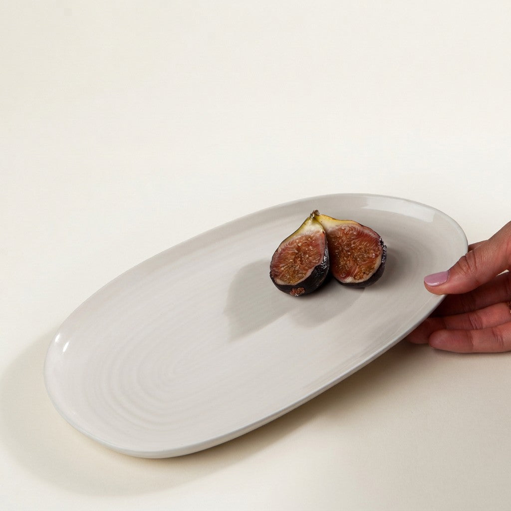 Aquarius Oyster Oval Tray, 10.5"