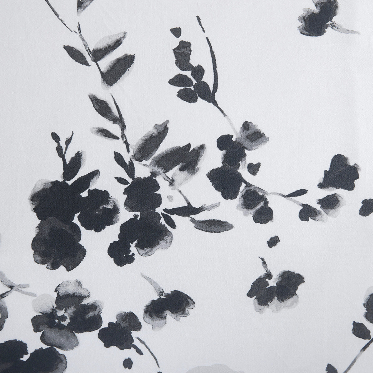 Noir Bouquet/Ikat Line Duvet Set
