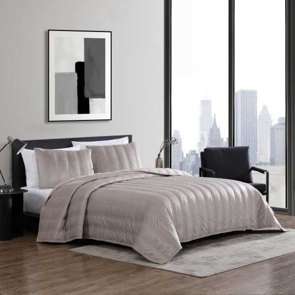 Velvet Linear Stitch Quilt Set