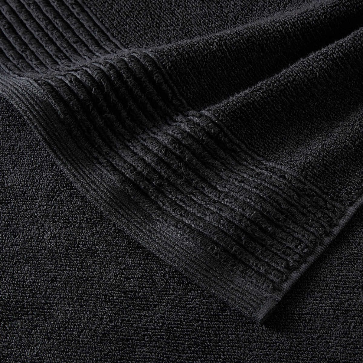 Sculpted Pleat Towel Set