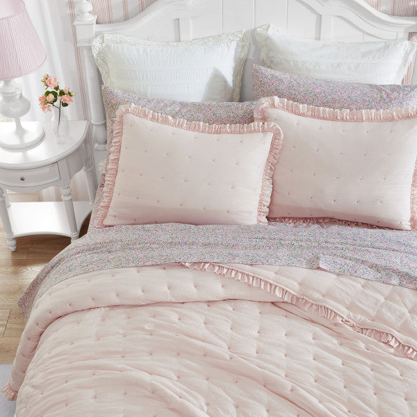 Hailee Quilt Set