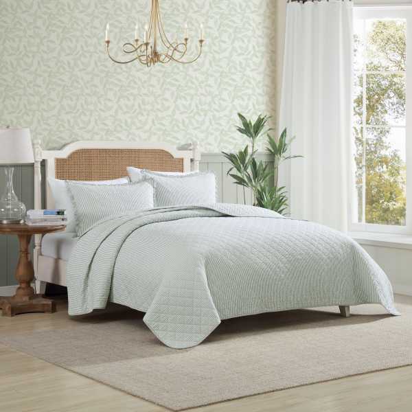 Oxford Stripe Quilt Set