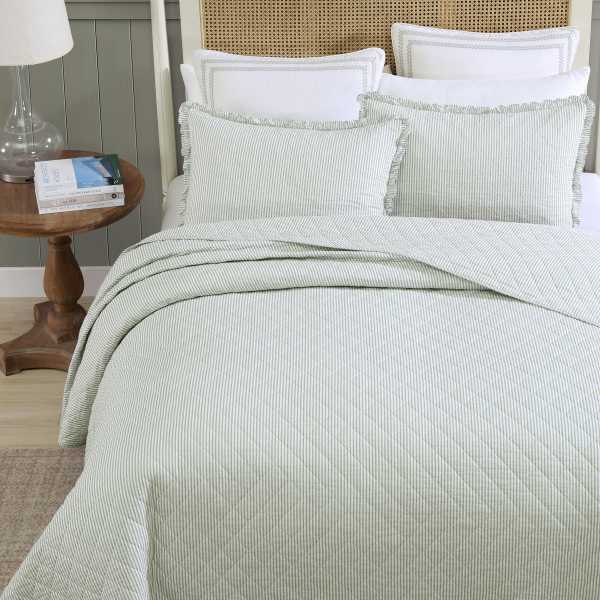 Oxford Stripe Quilt Set