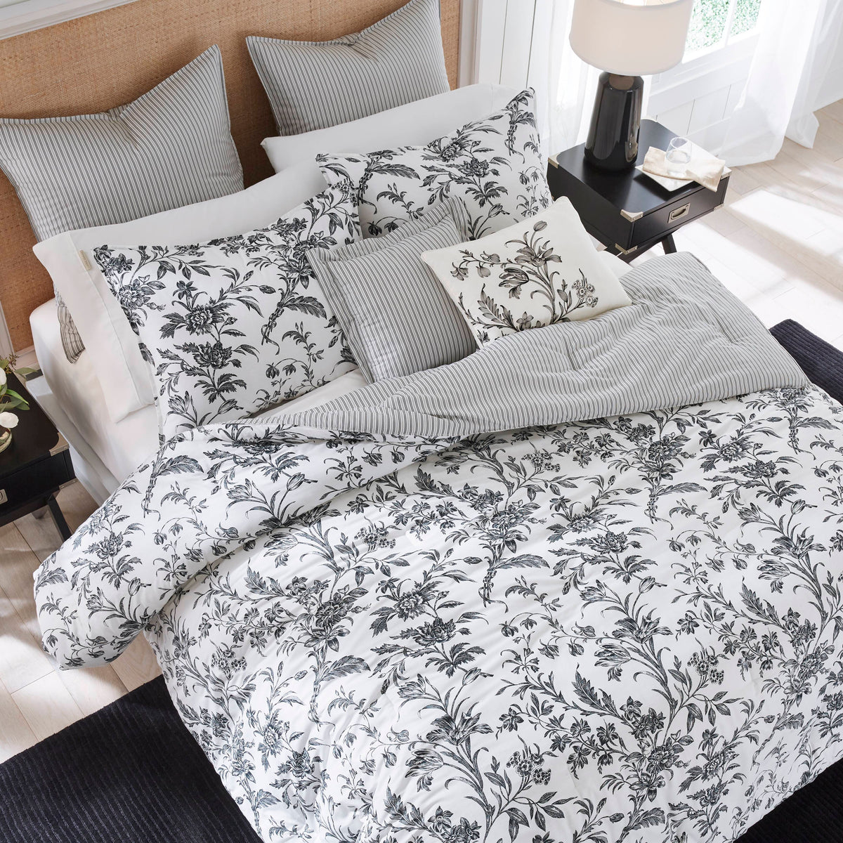 Amberley Comforter Set