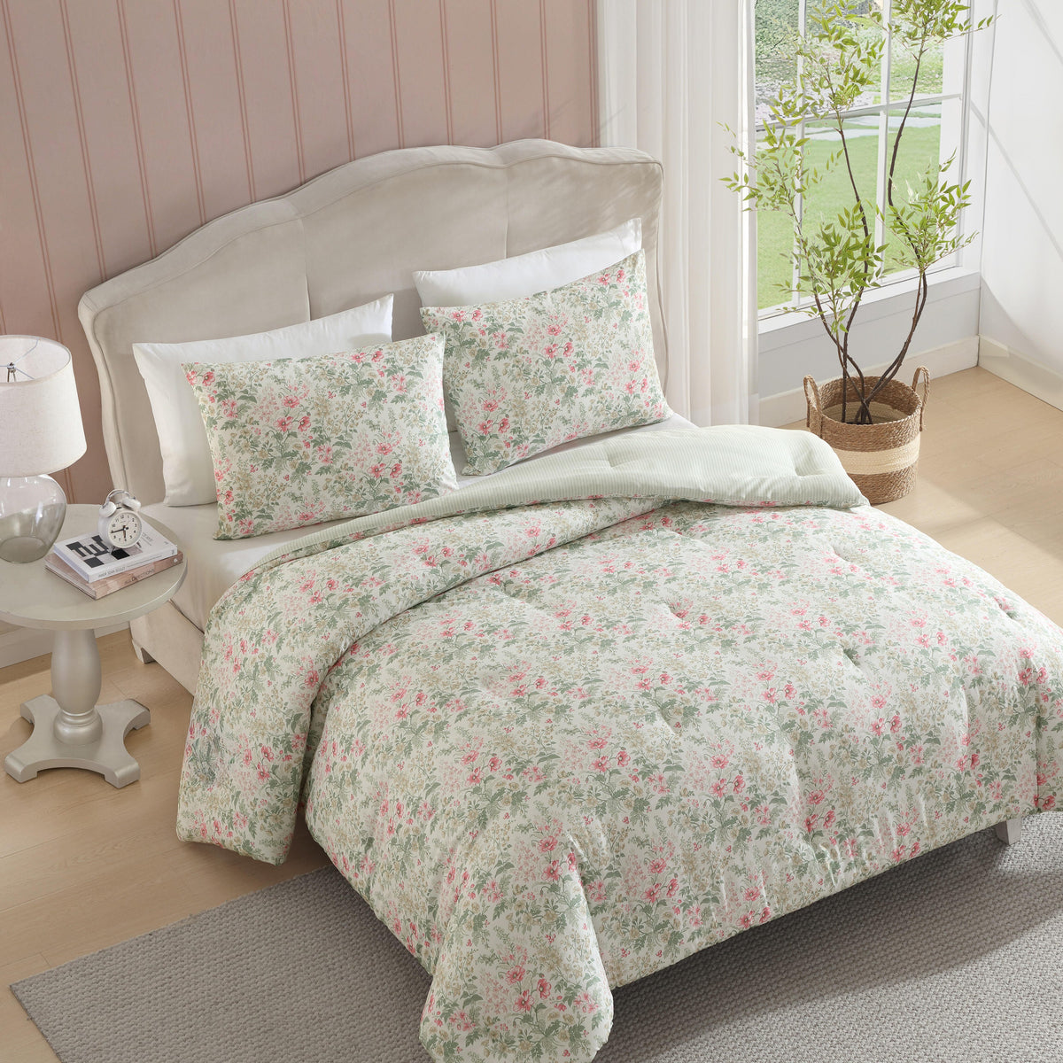 Arden Floral Comforter Set