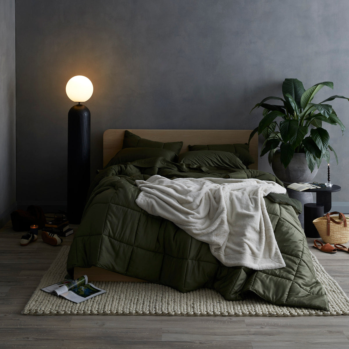 Luxe Faux Fur Throw